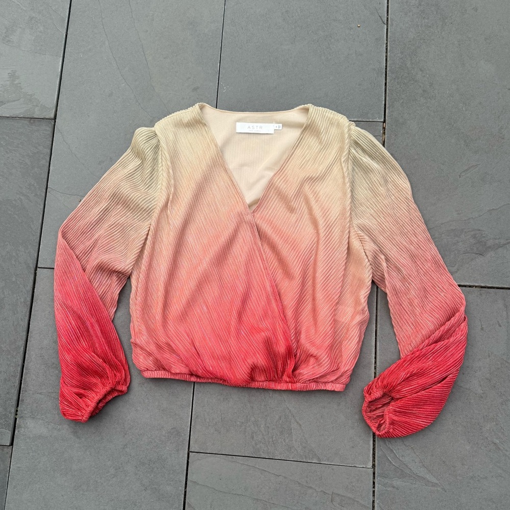 ASTR the Label Pleated Long‎ Sleeve Surplice Red and Gold Top Size M - Picture 2 of 5
